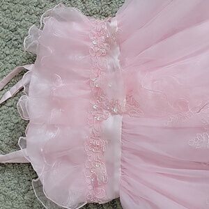 Lucky Angel Girls Lacy Flowergirl dress, Size 4T